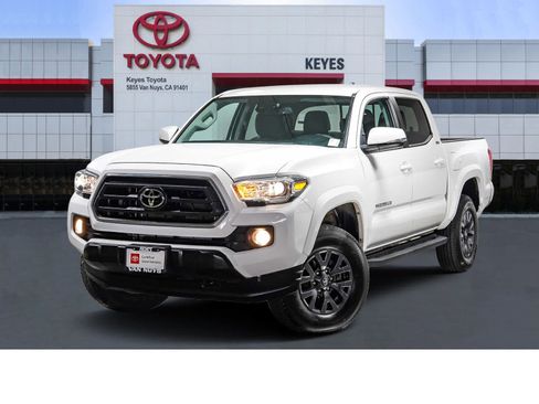 Certified 2023 Toyota Tacoma SR5 AWD/4WD image 1