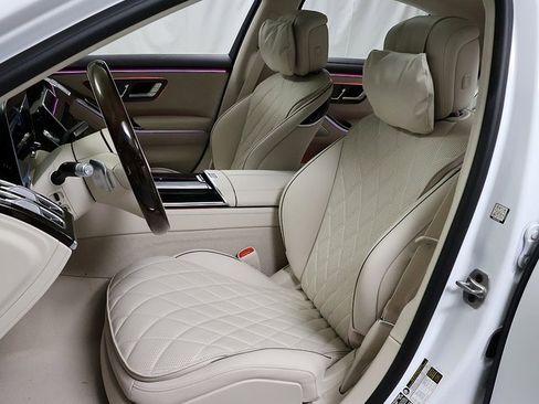 New 2026 Mercedes-Benz S 580 4MATIC Sedan image 10