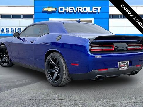 Used 2022 Dodge Challenger SRT Hellcat w/ SRT Black Package RWD image 3