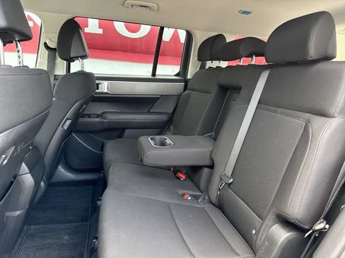 Used 2025 Hyundai Santa Fe SE AWD/4WD image 20