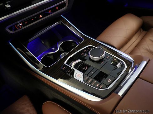 Certified 2024 BMW X7 xDrive40i image 25