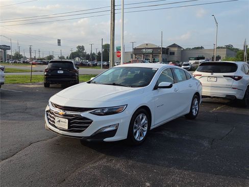 Used 2024 Chevrolet Malibu LT FWD image 3