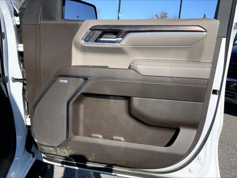 Used 2024 Chevrolet Silverado 1500 LTZ image 22