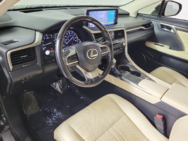 Used 2022 Lexus RX 350L Luxury w/ Accessory Package (Z1) FWD image 18