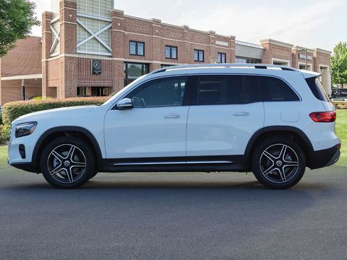 New 2026 Mercedes-Benz GLB 250 4MATIC image 8