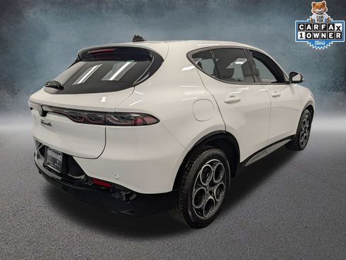 Used 2025 Alfa Romeo Tonale AWD/4WD image 4