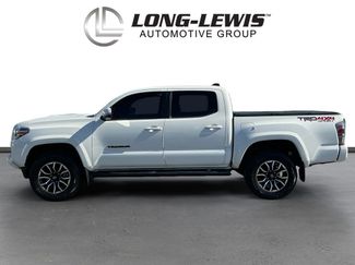 Used 2021 Toyota Tacoma TRD Sport w/ Blackout Package (TMS) AWD/4WD video 2