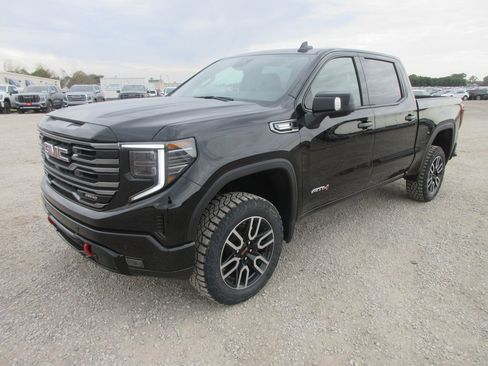 New 2026 GMC Sierra 1500 AT4 w/ AT4 Premium Package image 11