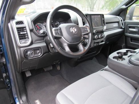 Used 2024 RAM 2500 Big Horn w/ Bed Utility Group image 17