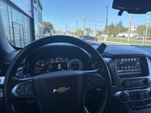 Used 2020 Chevrolet Tahoe Premier w/ Premier Plus Edition image 22
