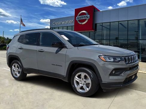 Used 2024 Jeep Compass Latitude w/ Altitude Special Edition AWD/4WD image 1