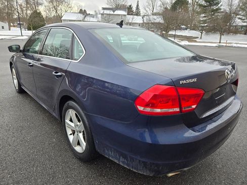 Used 2013 Volkswagen Passat 2.5 SE image 5