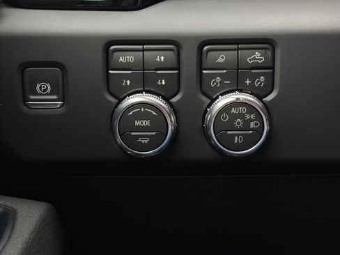 New 2026 GMC Sierra 1500 Denali AWD/4WD image 24