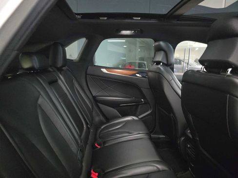 Used 2016 Lincoln MKC Reserve image 12