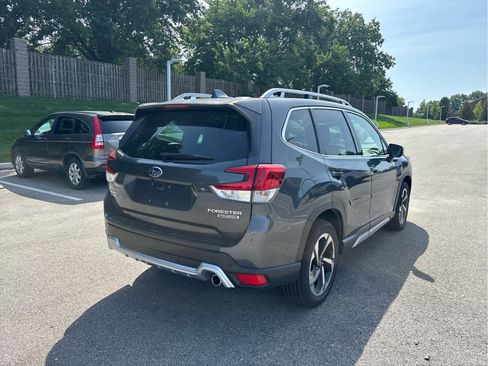 Used 2023 Subaru Forester Touring AWD/4WD image 4