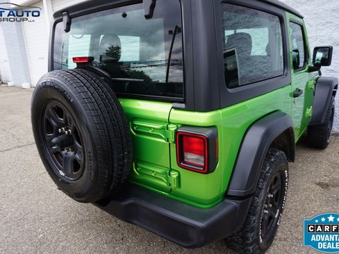 Used 2018 Jeep Wrangler Sport AWD/4WD image 11