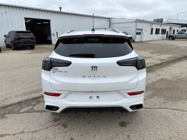 New 2026 Buick Encore GX Avenir w/ Avenir Technology Package AWD/4WD image 4