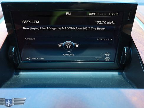 Used 2016 Aston Martin Vanquish Volante RWD image 22