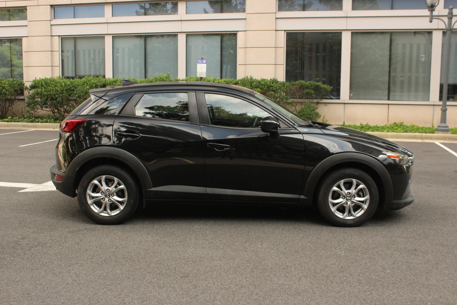 Used 2017 MAZDA CX-3 Sport AWD/4WD image 6