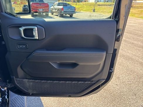 New 2026 Jeep Wrangler Sahara image 9