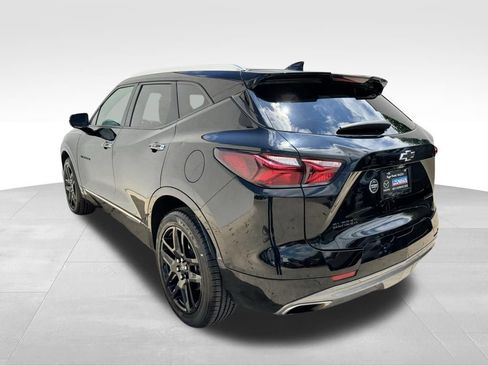 Used 2019 Chevrolet Blazer Premier w/ Driver Confidence II Package FWD image 4