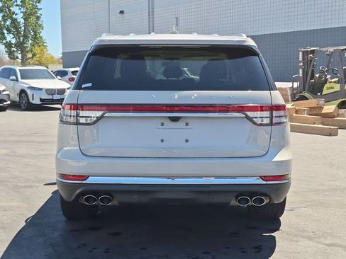 Used 2020 Lincoln Aviator Reserve w/ Equipment Group 202A AWD/4WD image 7