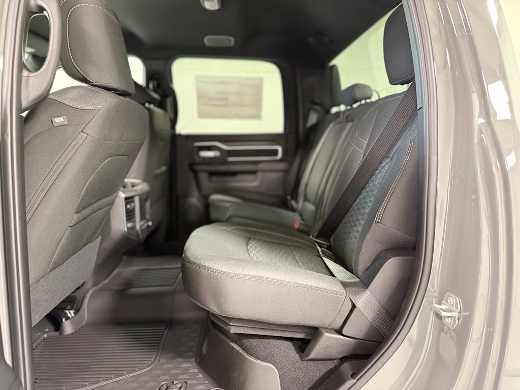 New 2027 RAM 2500 Big Horn AWD/4WD image 18