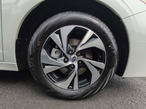 Used 2025 Subaru Legacy Premium image 14