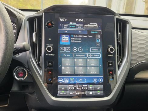 Used 2025 Subaru Forester Limited image 22