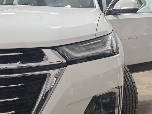 Used 2022 Chevrolet Traverse LT image 31