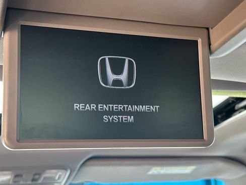 Used 2015 Honda Pilot Touring image 15