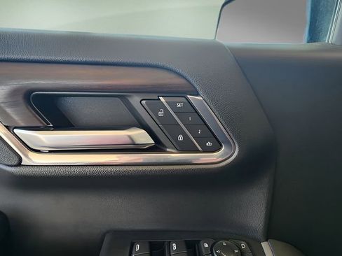 Used 2023 GMC Sierra 1500 SLT w/ SLT Premium Plus Package image 13