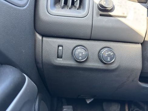 Used 2021 Chevrolet Colorado LT w/ LT Convenience Package image 13