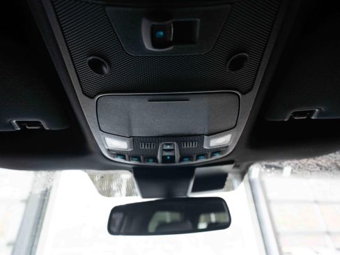 Used 2019 Ford F150 Platinum w/ Equipment Group 701A Luxury image 16