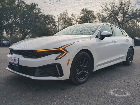 Used 2025 Kia K5 LXS image 8