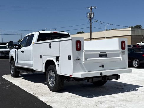 New 2026 Ford F350 XL w/ XL Chrome Package AWD/4WD image 5