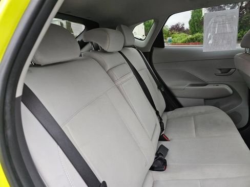 Used 2024 Hyundai Kona SEL FWD image 16