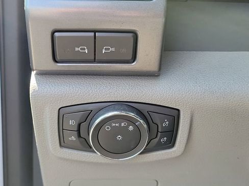 Used 2022 Ford F250 XLT w/ XLT Premium Package image 15
