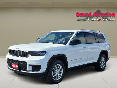 Used 2023 Jeep Grand Cherokee L Laredo AWD/4WD image 3