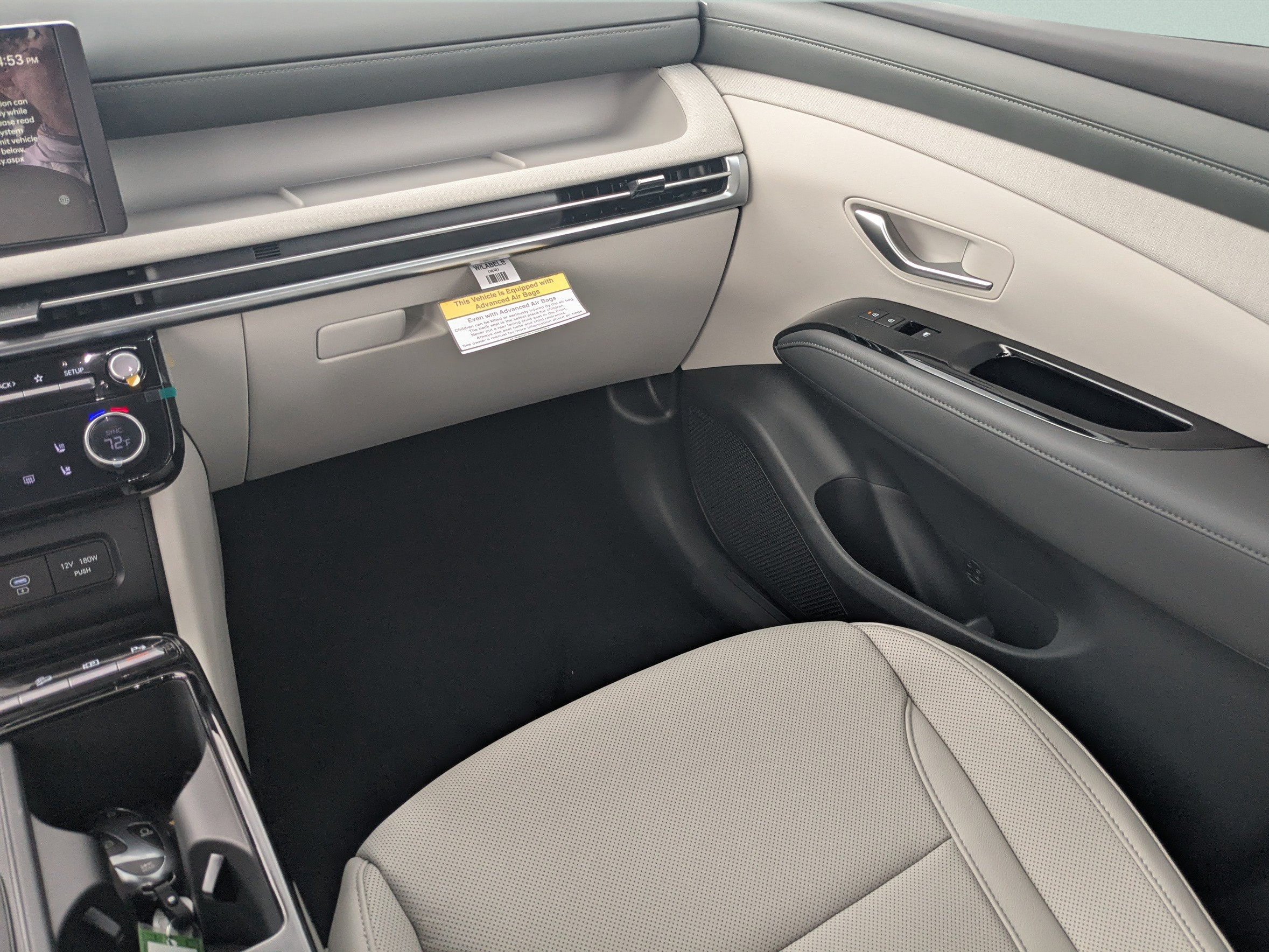 New 2026 Hyundai Tucson Limited FWD image 17