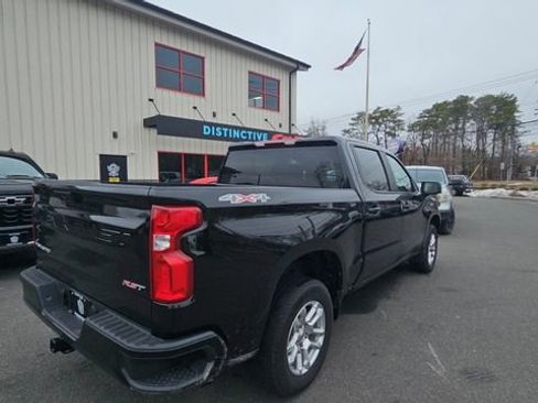 Used 2018 Chevrolet Trax LT w/ LT Convenience Package image 9