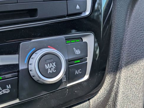 Used 2018 BMW 330i Sedan image 29