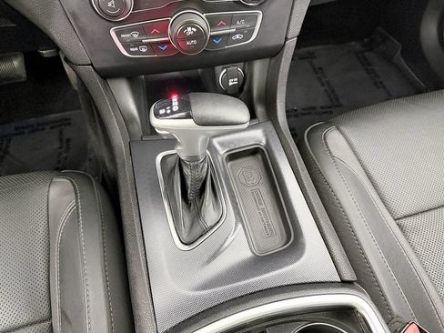 Used 2015 Dodge Charger R/T w/ Plus Group RWD image 60