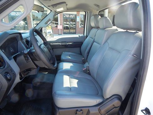 Used 2016 Ford F250 XL w/ Power Equipment Group RWD image 18