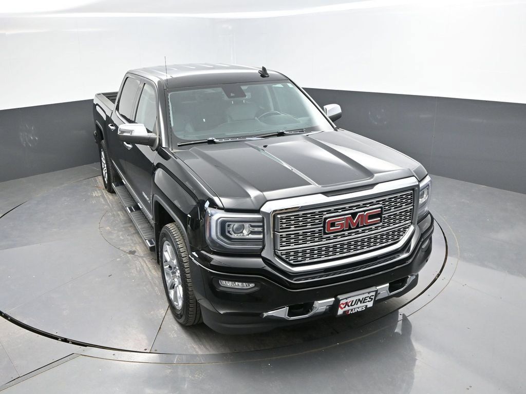 Used 2018 GMC Sierra 1500 Denali AWD/4WD image 25