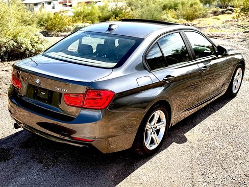 Used 2014 BMW 320i Sedan image 10