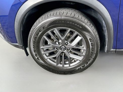 Used 2023 Nissan Rogue S AWD/4WD image 32