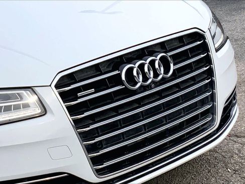 Used 2015 Audi A8 L 4.0T w/ Premium Package image 26