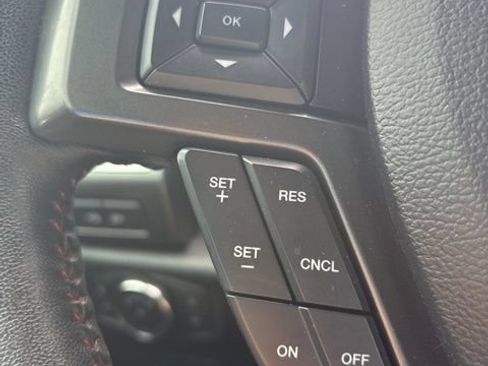 Used 2020 Ford F150 Lariat w/ Equipment Group 502A Luxury AWD/4WD image 14