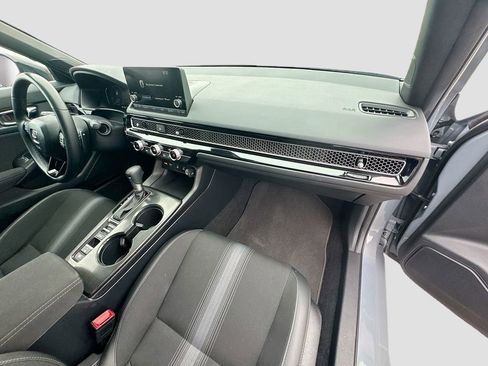 Used 2025 Honda Civic Sport image 26